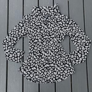 Vintage black and white lip print button up, Y2K indie grunge coquette